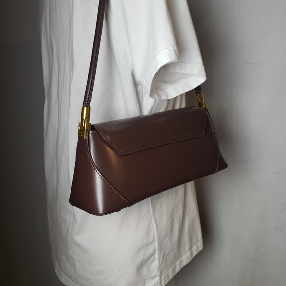 Tomato Potato Baguette Style Shoulder Handbag Brown with Gold Accents 11"x5"x4" - Picture 5 of 14